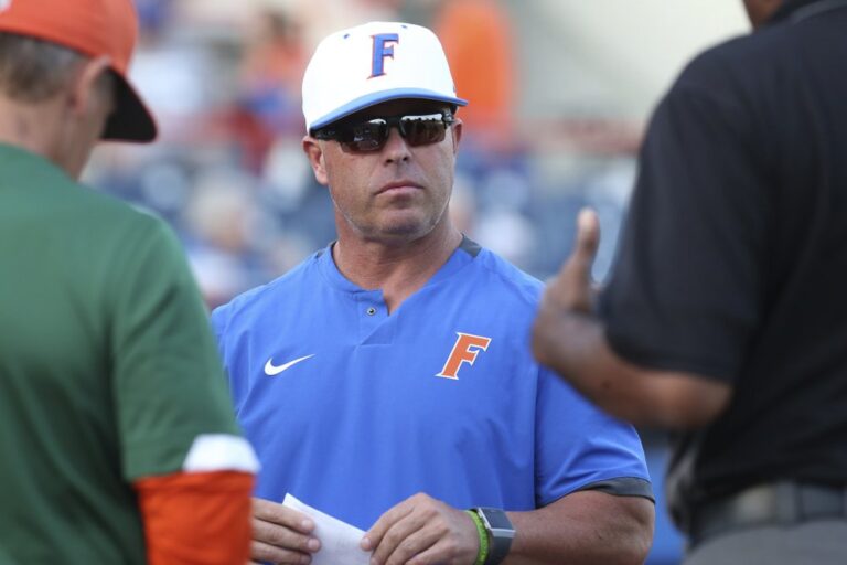 NCAA Baseball Field of 64 has plenty of Florida teams. FSU plays host to the first round of games with Stetson, UCF and Alabama.