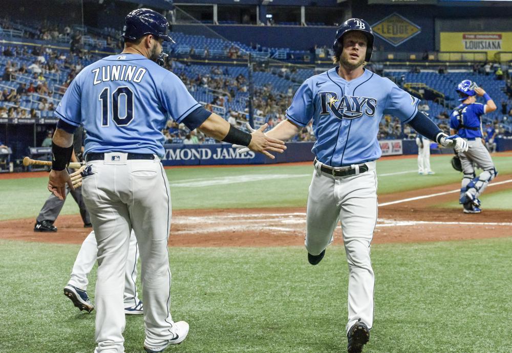 Randy Arozarena gets carried in arms after perfect walk-off hit against the  Guardians