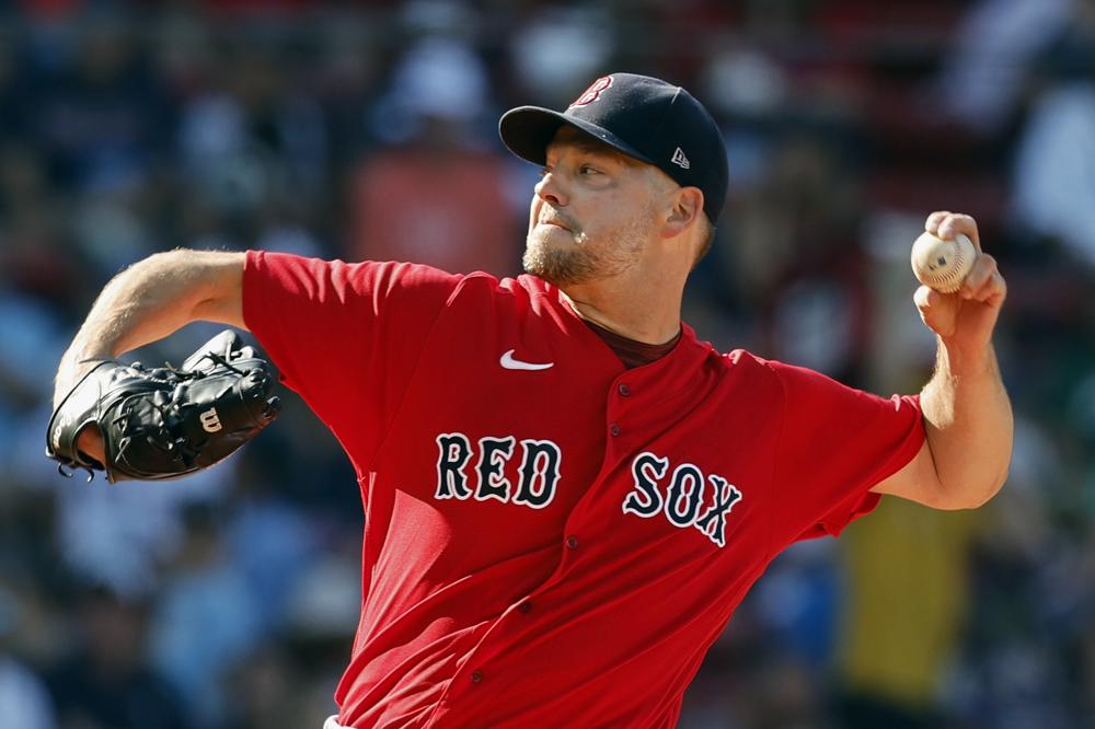 Rich Hill delivers vintage performance, tosses seven shutout innings as Red  Sox top Rays
