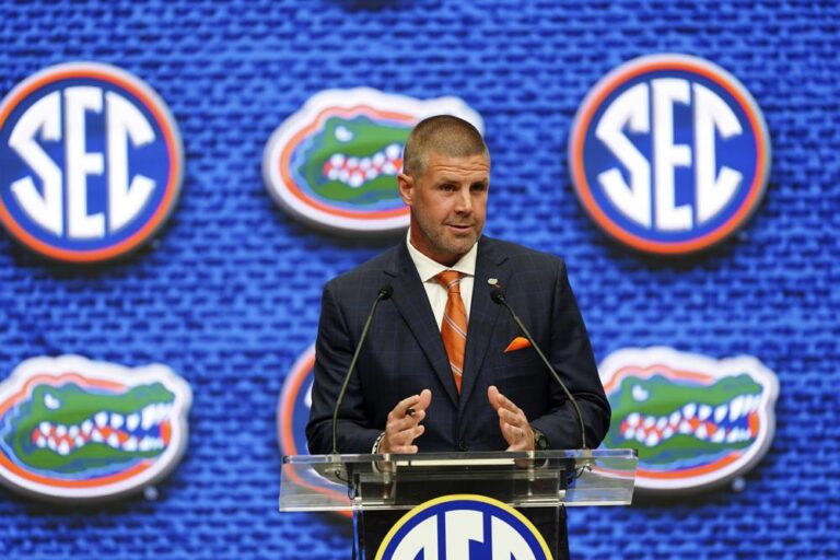 Florida coach Billy Napier doesn’t ‘have a ton of excuses’ after ‘embarrassing’ loss to Miami. Gators have a chance to rebound against Samford on Saturday.