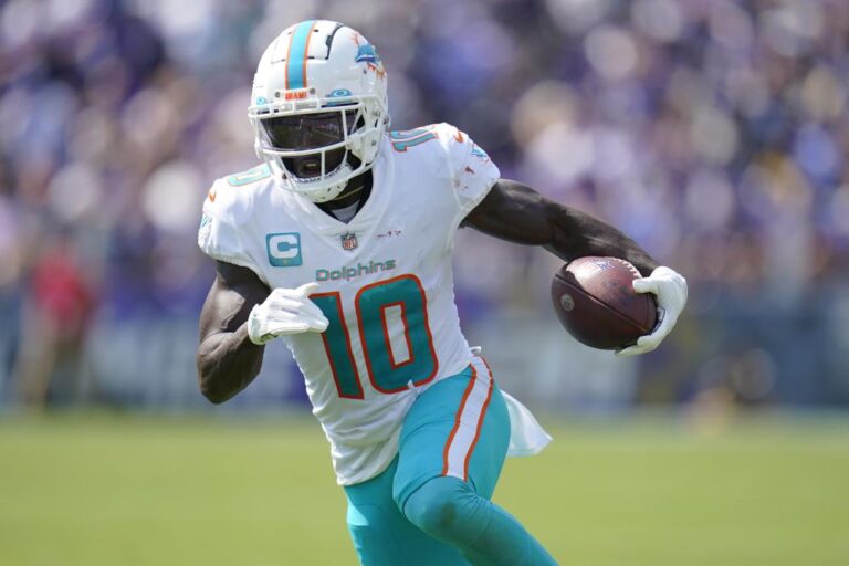 Dolphins’ Tyreek Hill expresses confidence in a turnaround despite lack of production this season