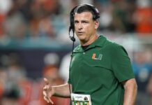 ap top 25 Ohio State and Miami keep winnin