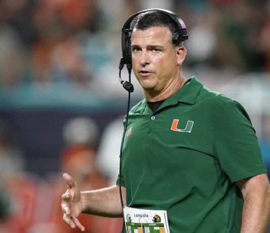 ap top 25 Ohio State and Miami keep winnin