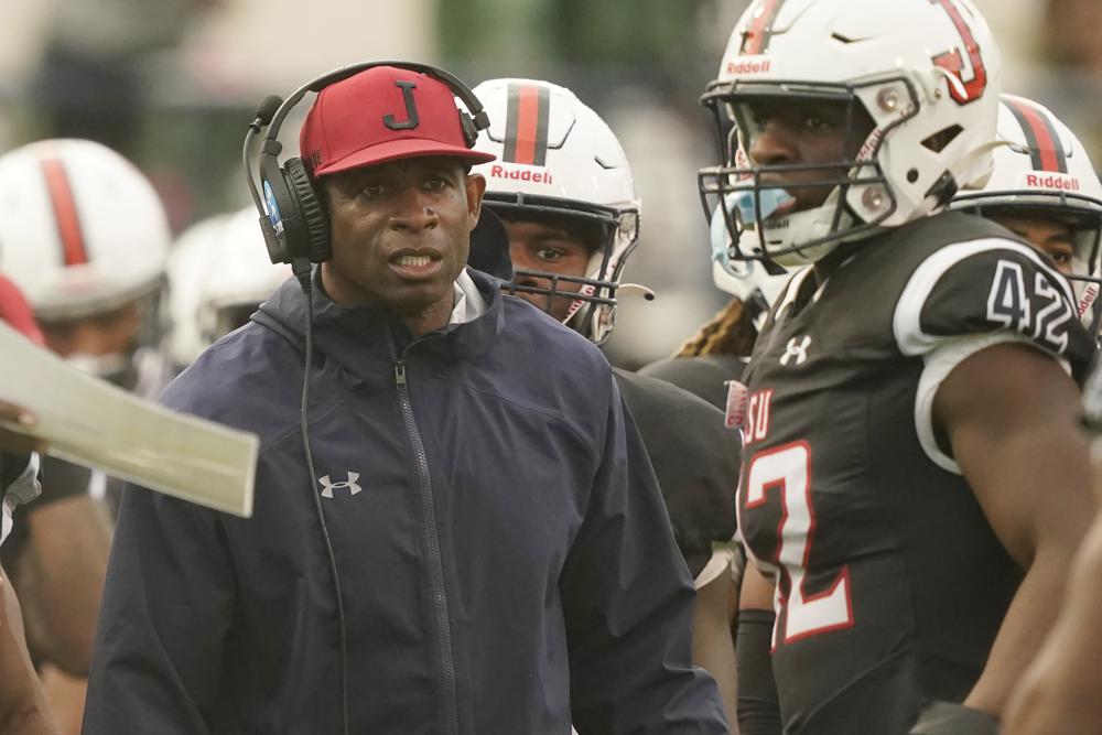 Deion Sanders makes another big recruiting splash at Colorado