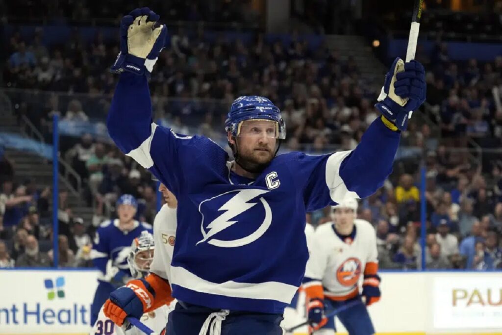 Tampa Bay Lightning center Steven Stamkos (91) celebrates his goal against the New York Islanders during the second period of an NHL hockey game Saturday, April 1, 2023, in Tampa, Fla.