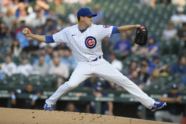 Kyle Hendricks and Cubs Pen Defeat Rays 2-1