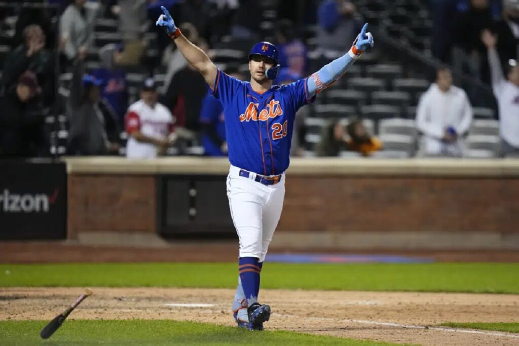 Pete Alonso Celebrates Walk Off Homer As Mets Stun Rays 8-7