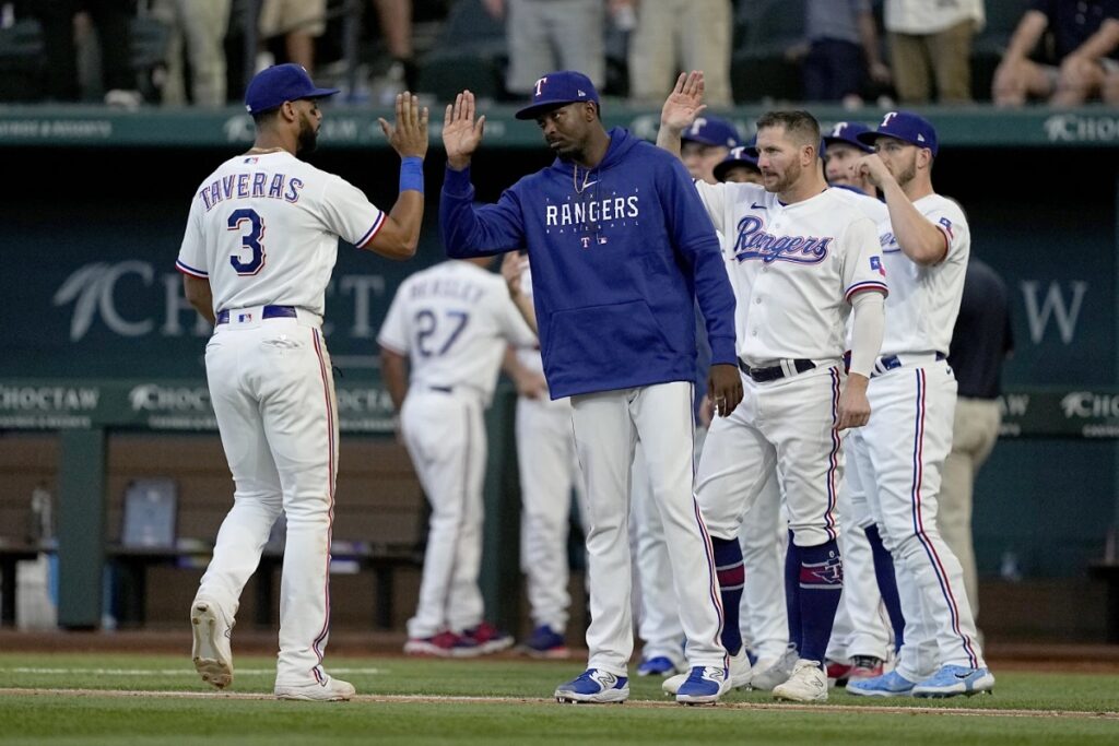 Rangers Celebrate After Completing Sweep Over Rays