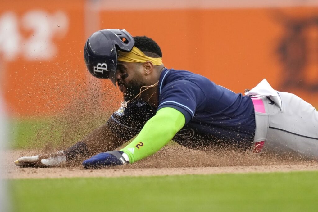 Yandy Diaz Head First Slide Into Third As Rays Beat Tigers 10-6