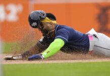 Yandy Diaz Head First Slide Into Third As Rays Beat Tigers 10-6
