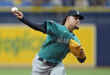 Luis Castillo Leads Mariners Past Rays