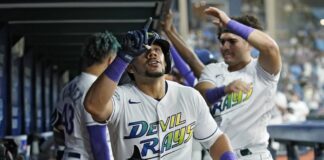 Pinto Homers Rays Even Series With Mariners