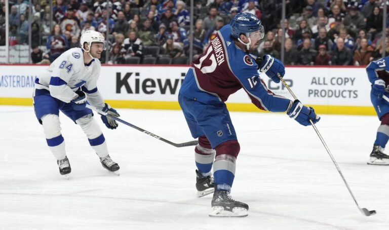 Avalanche Defeat Lightning