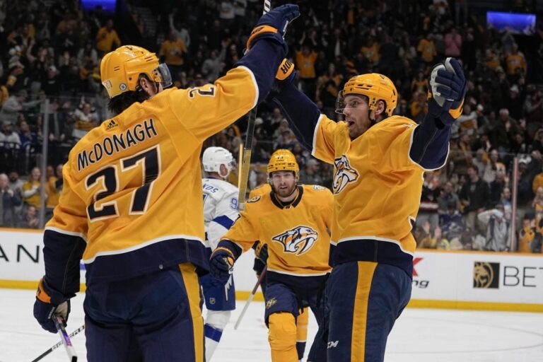 Predators Down Lightning 5-1