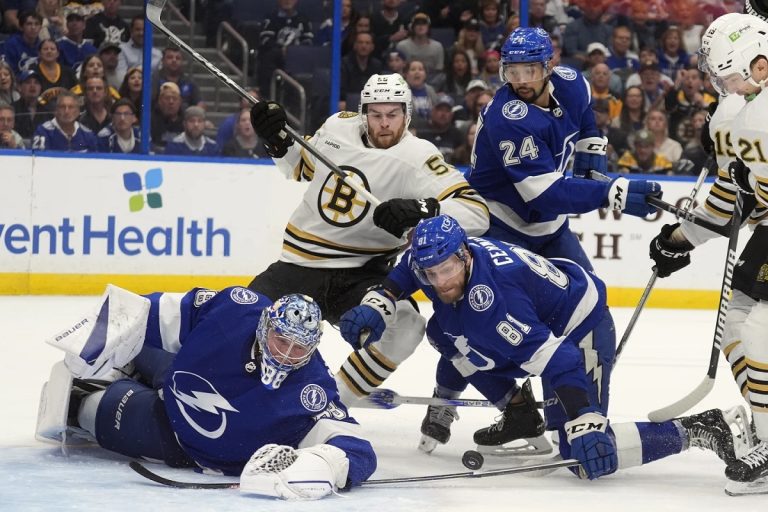 Lightning Defeat Bruins 3-1