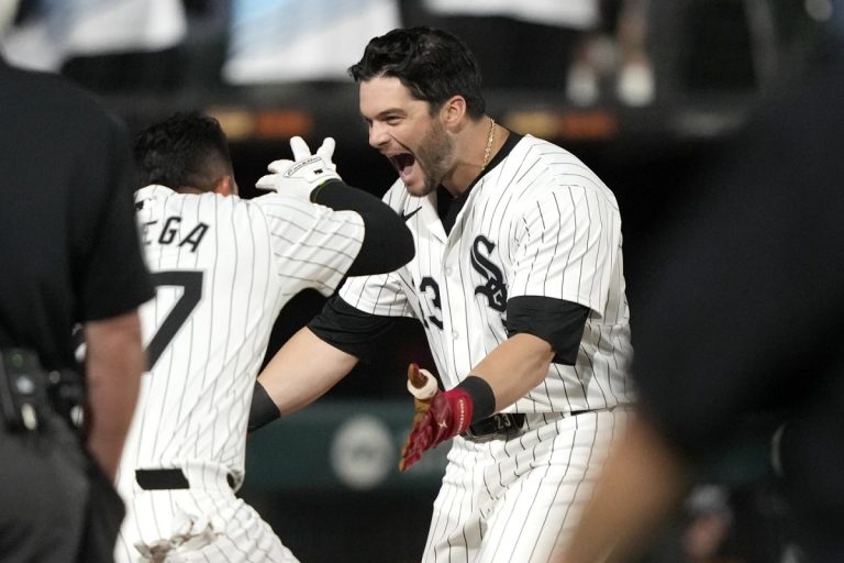 Benintendi Homers As White Sox Beat Rays In 10