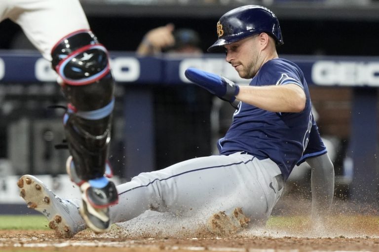 Brandon Lowe slugs 3-run HR, drives in 5 runs as Rays beat Marlins 9-5