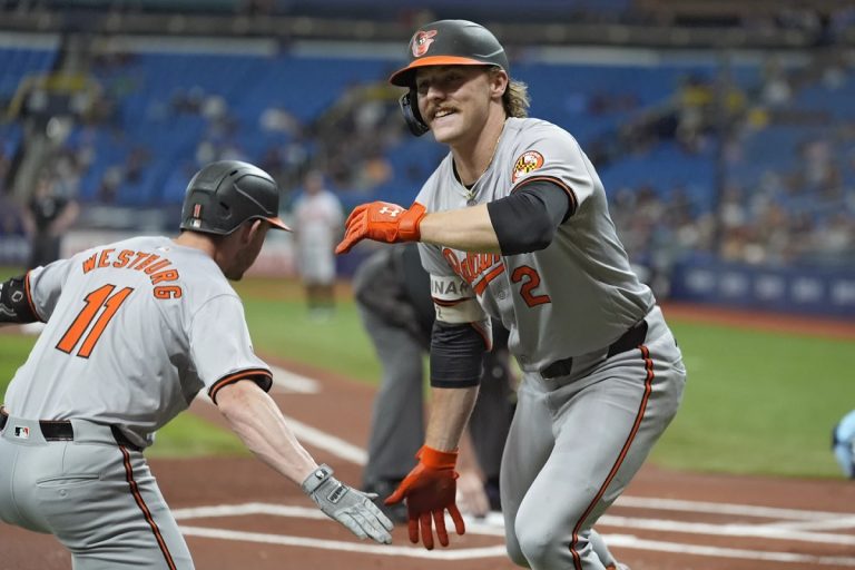 Henderson Homers On First Pitch As Orioles Sweep Rays