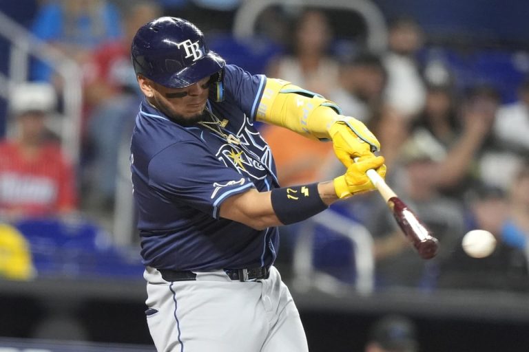 Paredes Doubles Twice In Rays Win