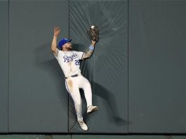 Royals Defeat Rays 4-2