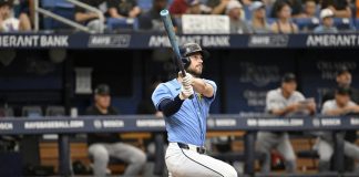 Brandon Lowe Swats 2-Run Homer As Rays Sweep Diamondbacks