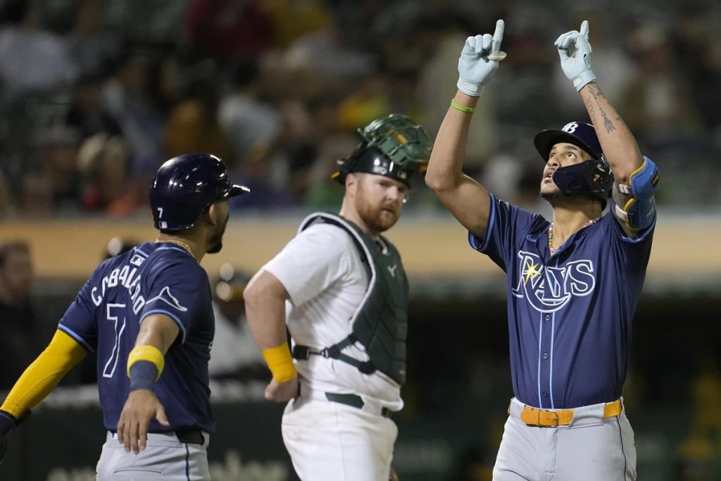 Siri Delivers As Rays Beat Athletics