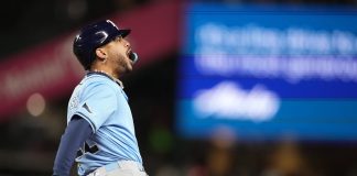 Siri Homers As Rays Defeat Mariners