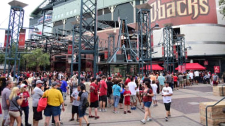 Arizona Diamondbacks Ownership Off Season Shopping Includes Looking For A New Stadium