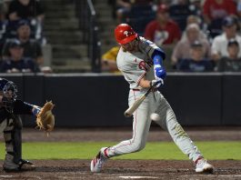 Philadelphia Phillies' Trea Turner connects for an RBI single off Tampa Bay Rays pitcher Manuel Rodríguez during the 10th inning of a baseball game Thursday, May 8, 2025, in Tampa, Fla. (AP Photo/Chris O'Meara)