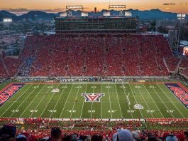 AP- ARIZONA WILDCATS COLLEGE FOOTBALL