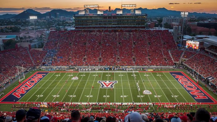 AP- ARIZONA WILDCATS COLLEGE FOOTBALL