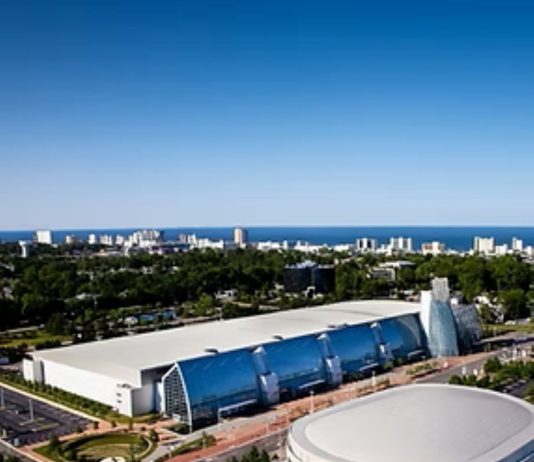 VIRGINA BEACH TO TRY A NEW ARENA DEAL - AP