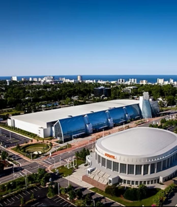 VIRGINA BEACH TO TRY A NEW ARENA DEAL - AP