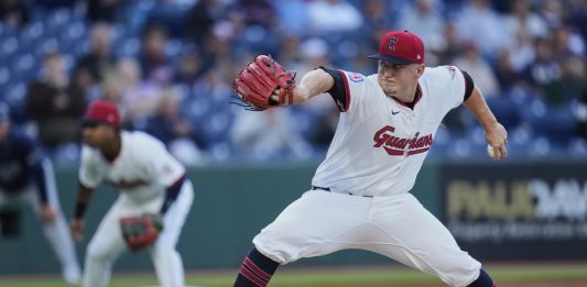 Cleveland Guardians' Parker Messick pitches in the first inning of a baseball game against the Tampa Bay Rays in Cleveland, Tuesday, Aug. 26, 2025. (AP Photo/Sue Ogrocki)