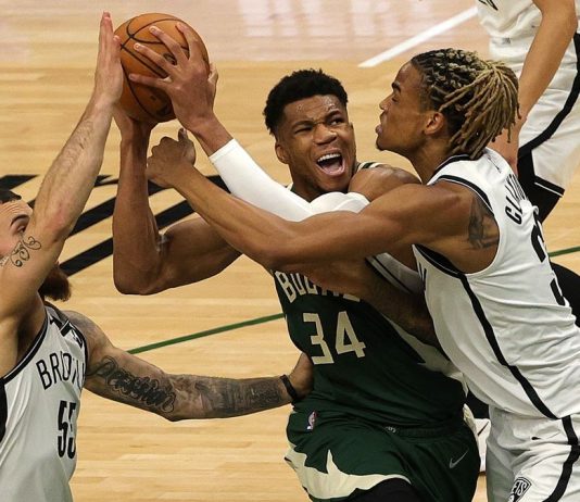Global Eyes on the WNBA: International Analysts Weigh In on the 2025 Playoffs