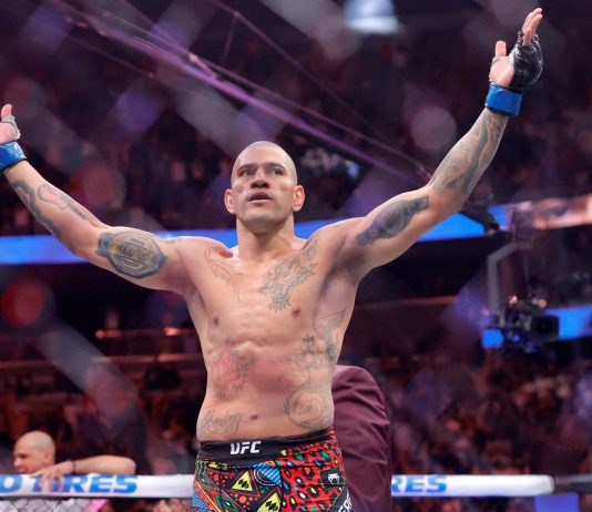Alex Pereira Reclaims UFC Championship Gold in Explosive Fashion