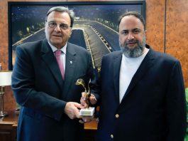President of the Hellenic Olympic Committee, Isidoros Kouvelos, with Vangelis Marinakis, owner of Capital Maritime & Trading Corp. Photo: Hellenic Olympic Committee